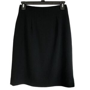 Halston lifestyle skirt Sz 4 black 100% wool lined hidden back zip darts capsule